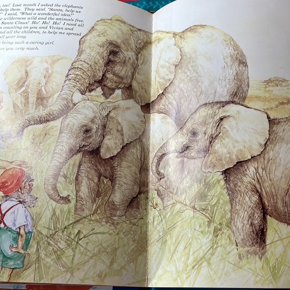 Dear Santa book - Picture 3 of 5